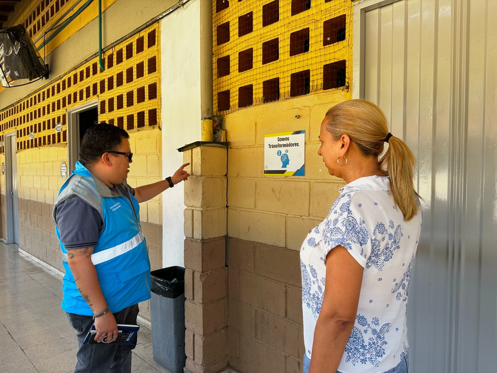 Las instituciones educativas de Medellín cuentan con acompañamiento para garantizar el bienestar de sus comunidades tras el terremoto1