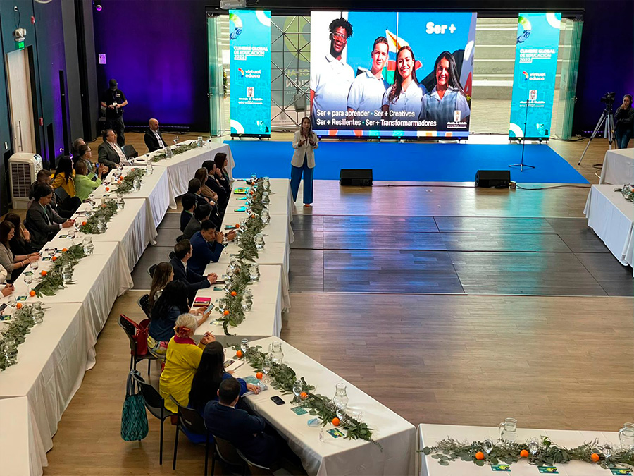 Más de 60 empresarios internacionales visitaron Medellín para la preparación de la Cumbre Global de Educación