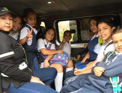 La Alcaldía de Medellín garantiza educación presencial para estudiantes de Altavista tras contingencia invernal