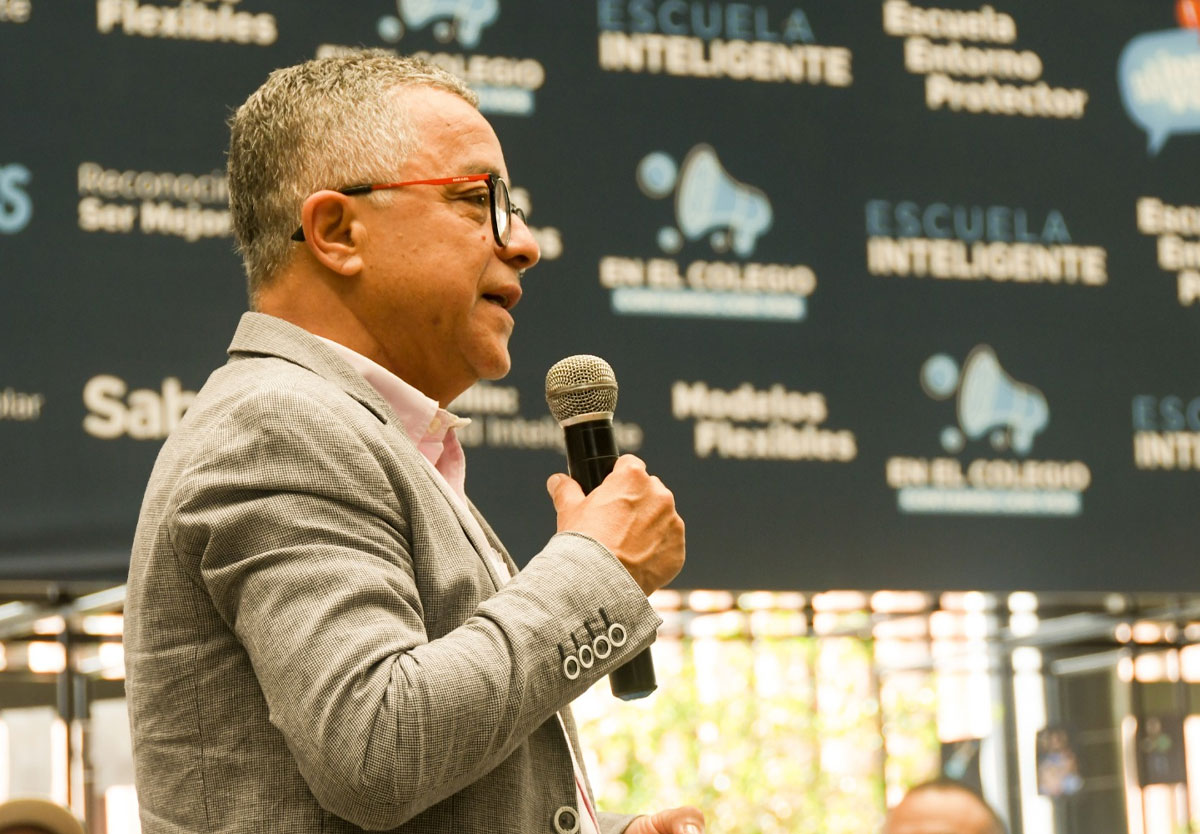 Ser-Mejor,-20-años-reconociendo-experiencias-que-cambian-realidades-escolares–01