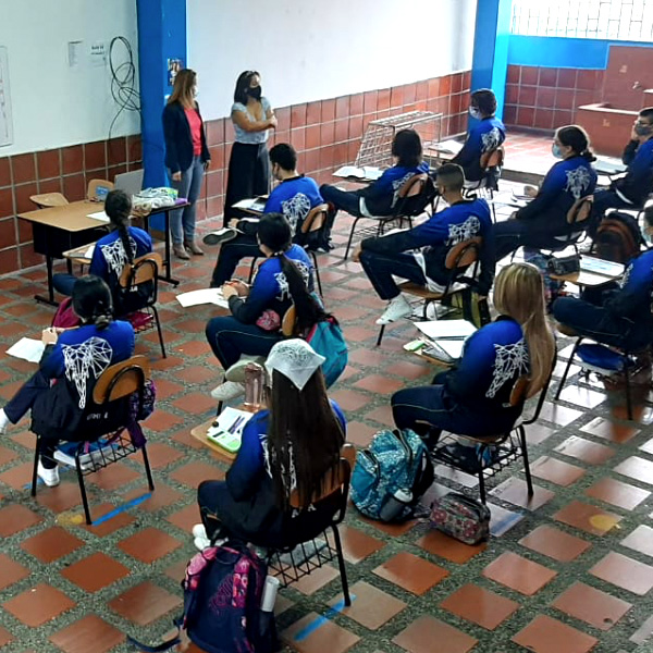 Medellín reactiva el modelo de alternancia educativa a partir del próximo  martes 18 de mayo ⋆ Secretaría de Educación